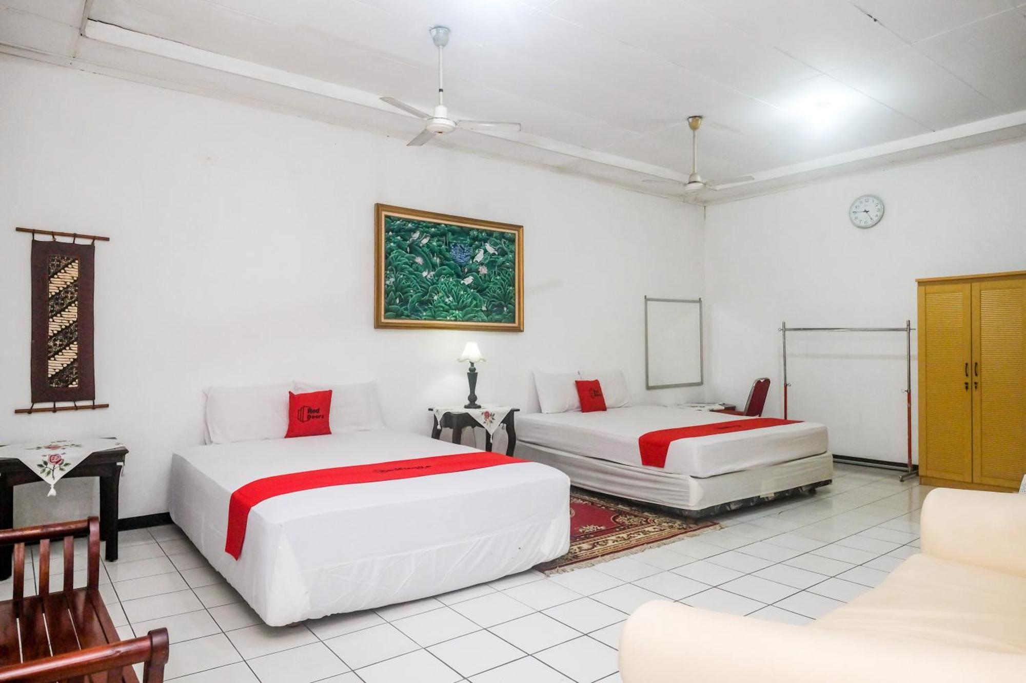 Reddoorz Syariah At Griya Raharja Klaten Exteriér fotografie