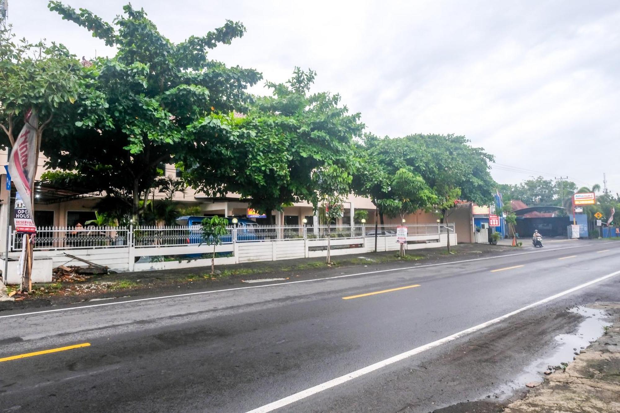 Reddoorz Syariah At Griya Raharja Klaten Exteriér fotografie